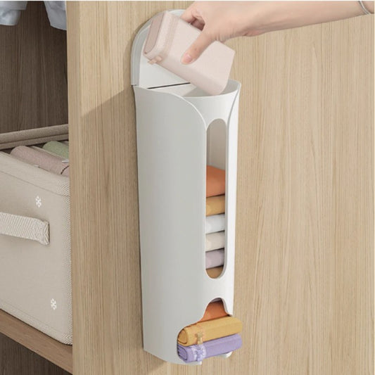 Organizador adhesivo de pared para ropa interior